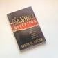 The Da Vinci deception: Credible answers to the questions millions are asking about Jesus, the Bible and The Da Vinci code - Erwin W. Lutzer