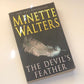 The devil's feather - Minette Walters (First edition)
