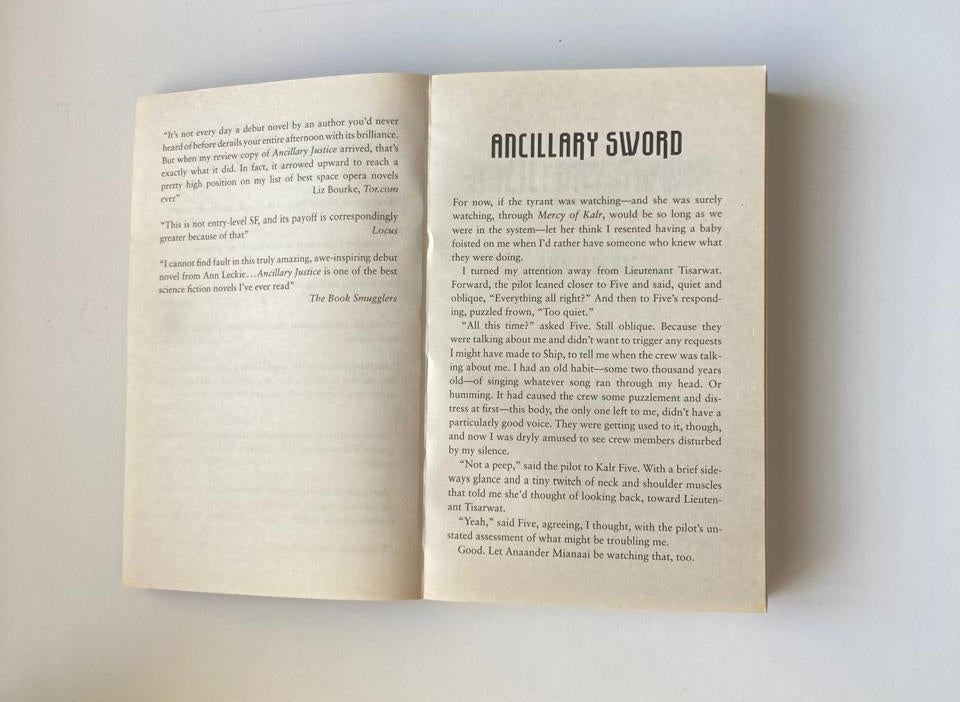 Ancillary sword - Ann Leckie (Imperial Radch #2)