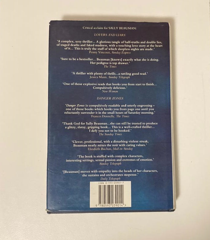 Sextet - Sally Beauman (Journalists #3)