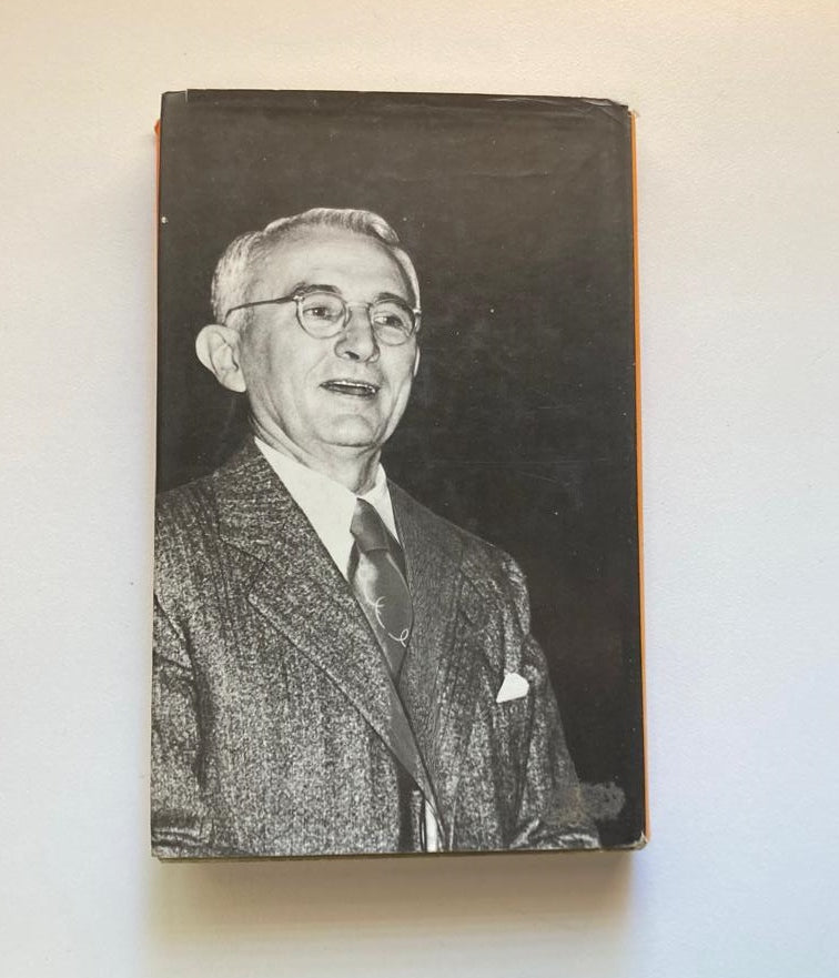 How to enjoy your life and your job - Dale Carnegie