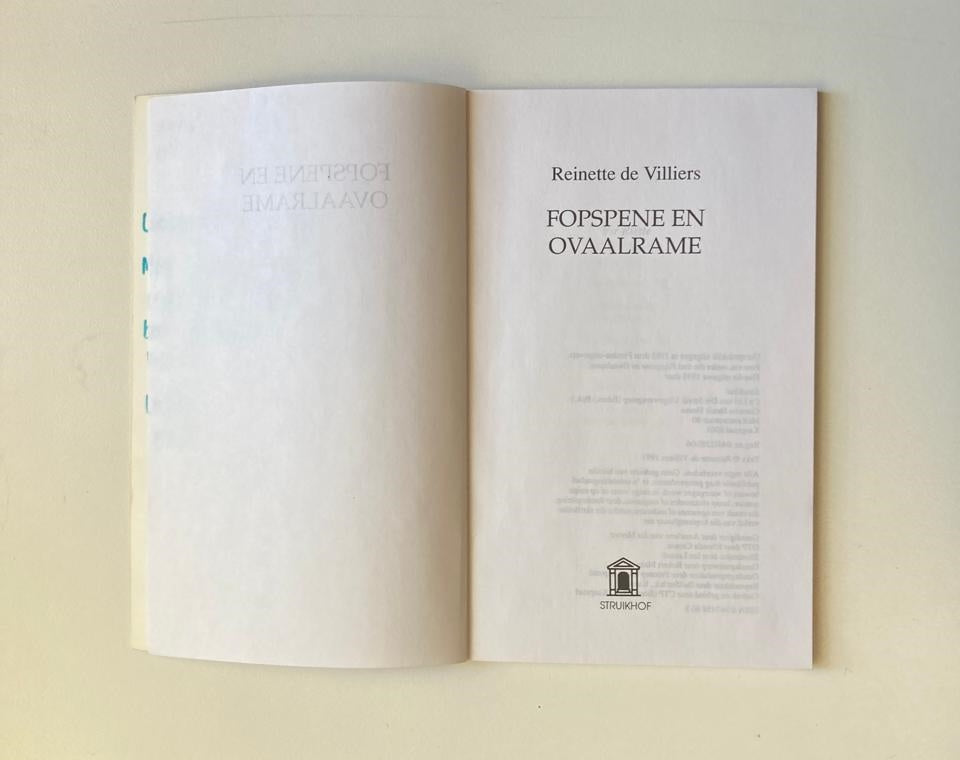 Fopspene en ovaalrame - Reinette de Villiers