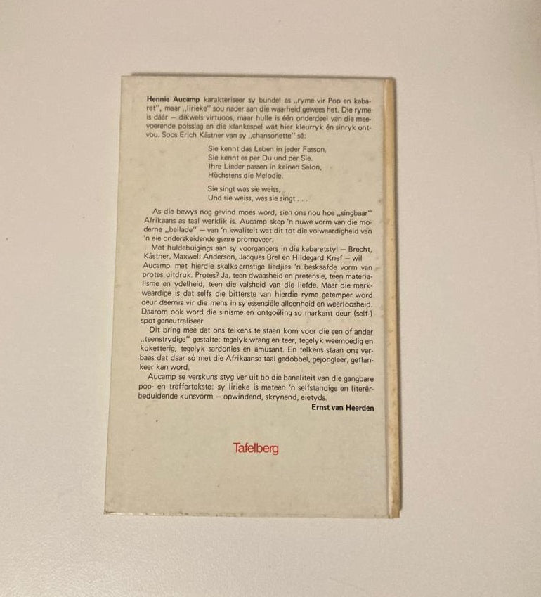 Die lewe is ’n grenshotel - Hennie Aucamp (First edition)
