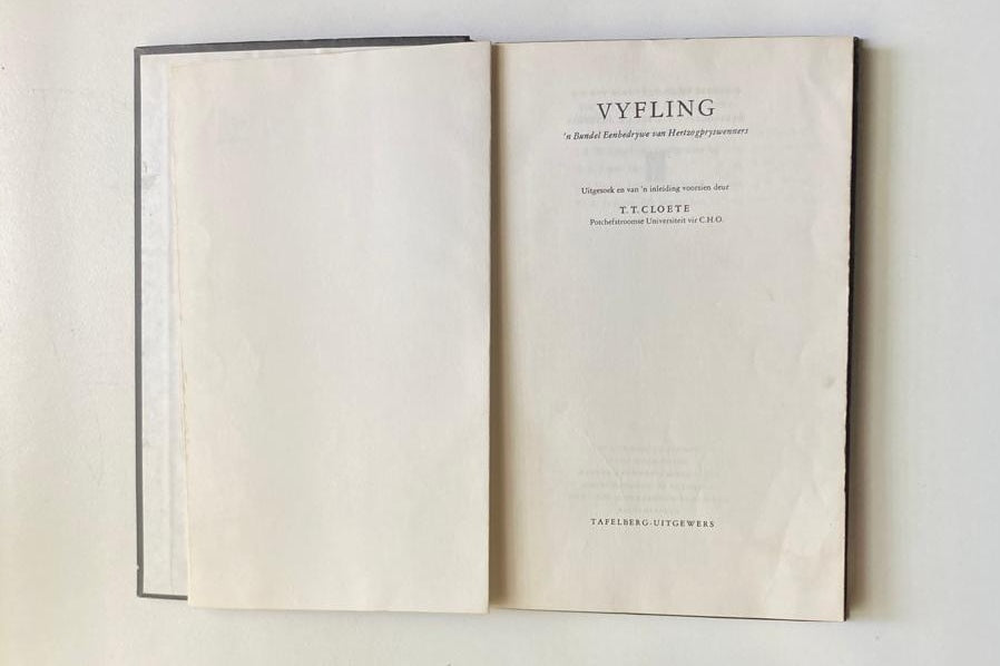Vyfling: ’n Bundel eenbedrywe van Hertzogpryswenners