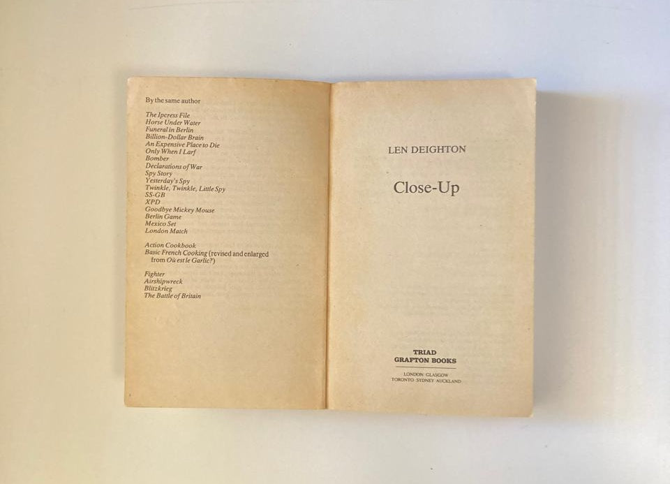 Close-up - Len Deighton