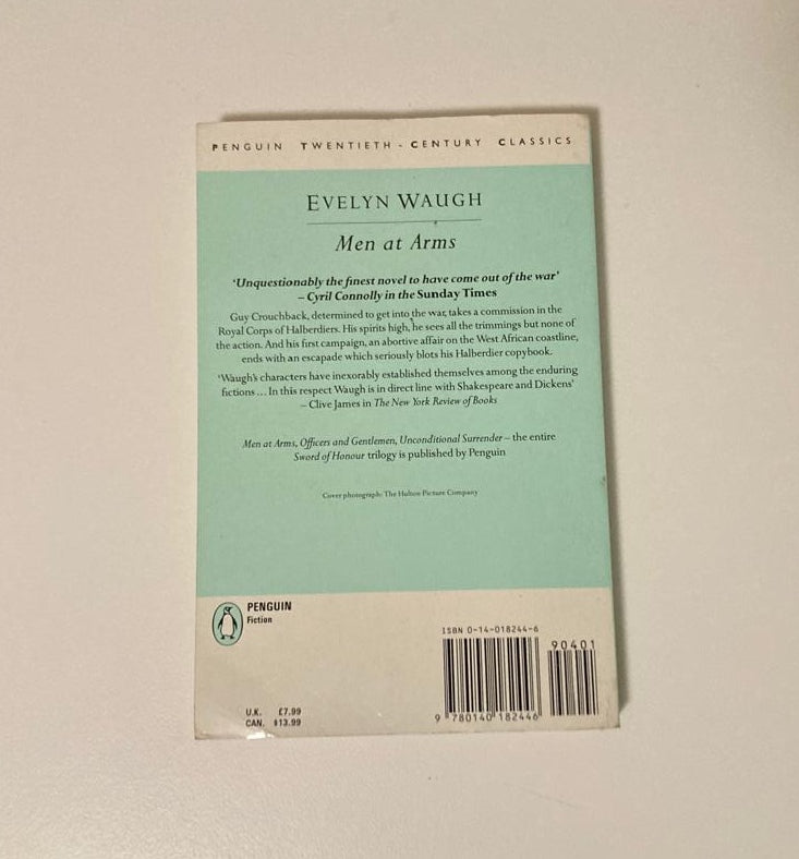 Men at arms - Evelyn Waugh (Sword of Honour #1)