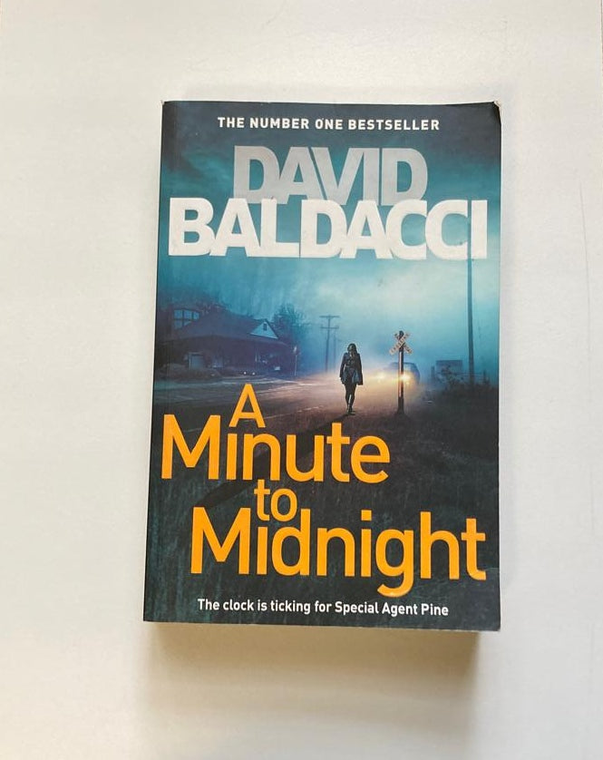 A minute to midnight - David Baldacci (Atlee Pine #2)
