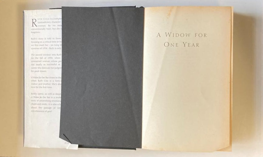 A widow for one year - John Irving (UK First edition)
