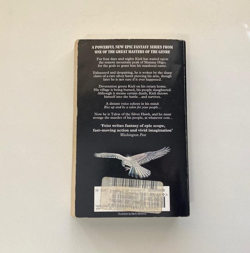 Talon on the silver hawk - Raymond E. Feist (Conclave of Shadows #1)