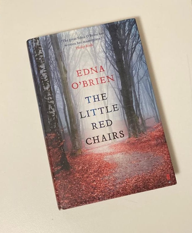 The little red chairs - Edna O'Brien