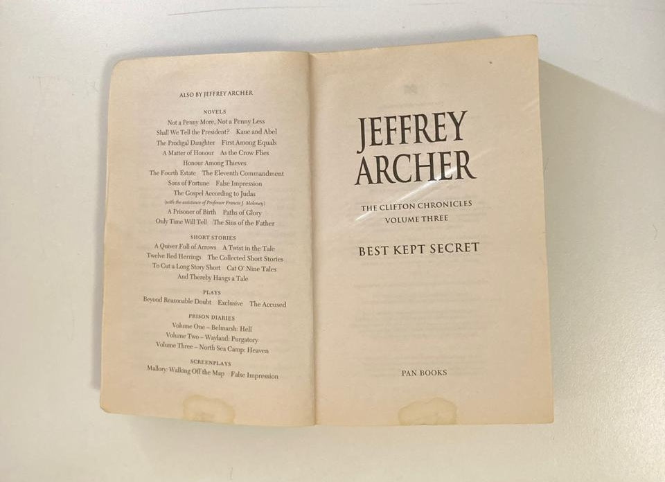 Best kept secret - Jeffrey Archer (The Clifton Chronicles #3)
