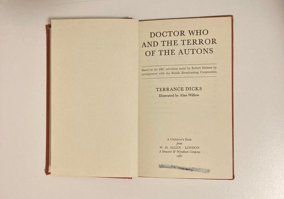 Doctor Who and the terror of the Autons - Terrance Dicks (Doctor Who Target Books #63)