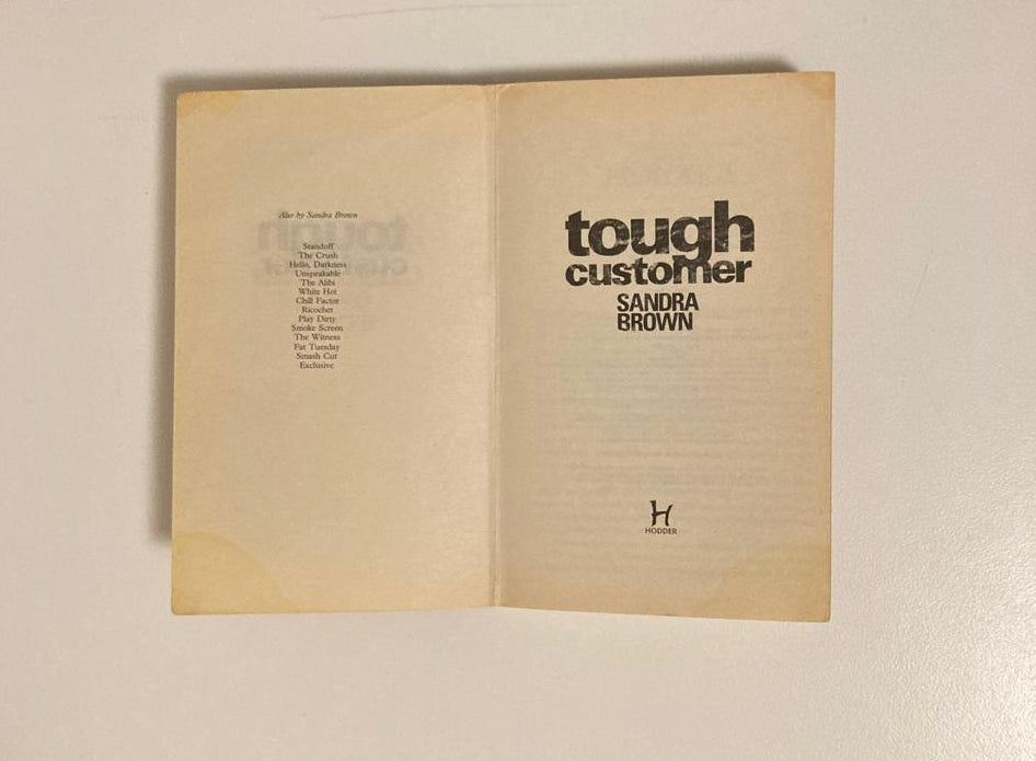 Tough customer - Sandra Brown (Mitchell & Associates #2)