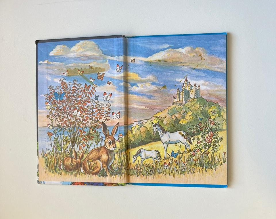 Snow White and the seven dwarfs (Read it yourself series by Ladybird Books)