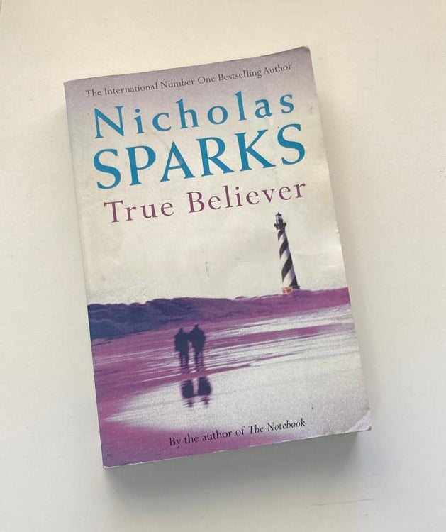 True believer - Nicholas Sparks (Jeremy Marsh & Lexie Darnell #1)