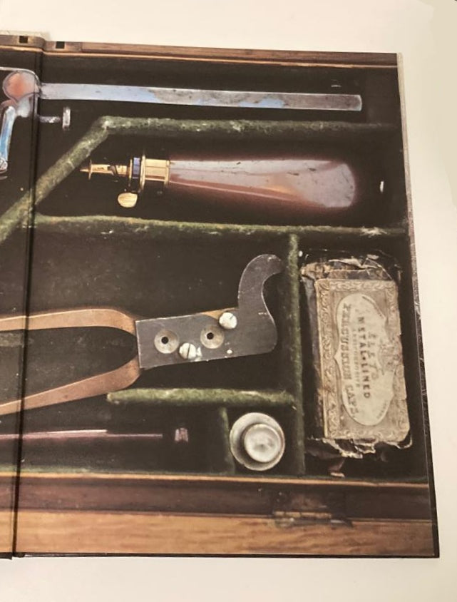 An illustrated history of guns and small arms - Joseph G. Rosa and Robin May