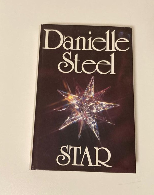 Star - Danielle Steel (First UK edition)