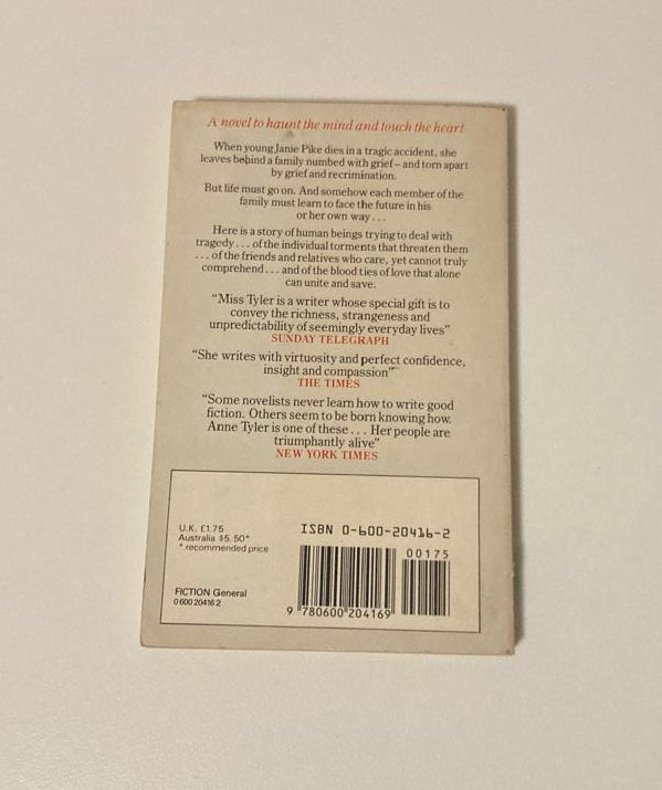 The tin can tree - Anne Tyler