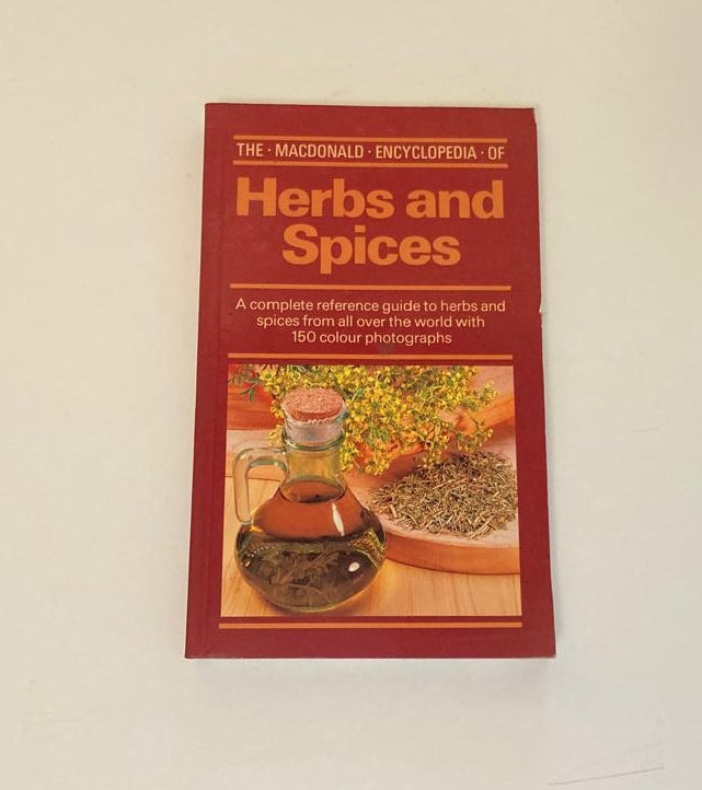 The MacDonald Encyclopedia of Herbs and Spices - Gualtiero Simonetti