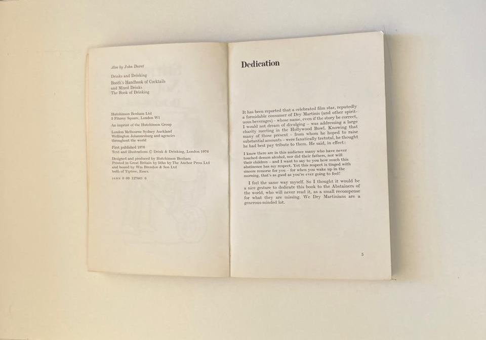 Stirred - not shaken: The dry martini - John Doxat