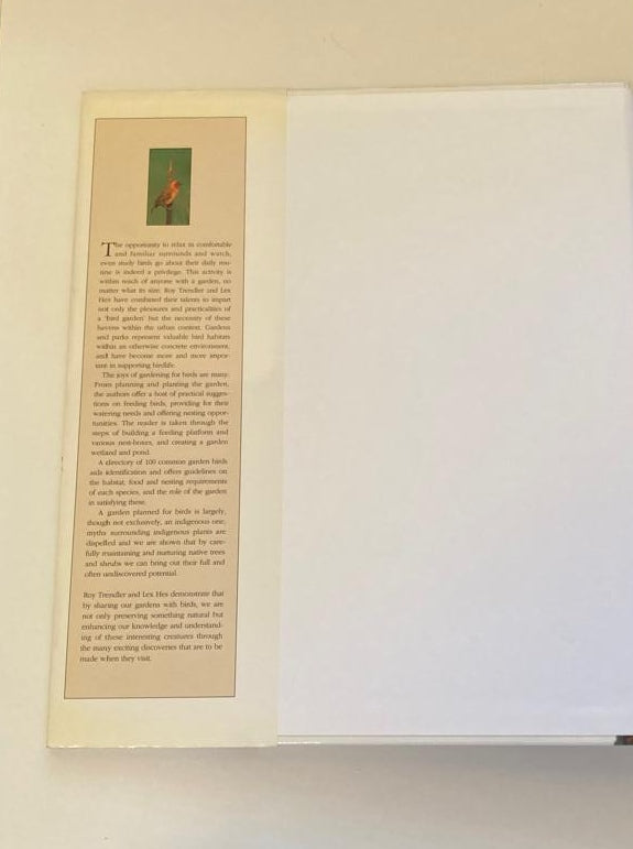 Attracting birds to your garden in Southern Africa - Roy Trendler & Lex Hes