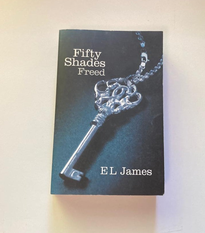 Fifty shades freed - E.L. James ( Fifty Shades Trilogy #3)