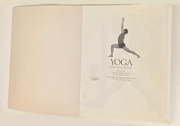Yoga: The Iyengar way - Mira Silva & Mehta Shyam