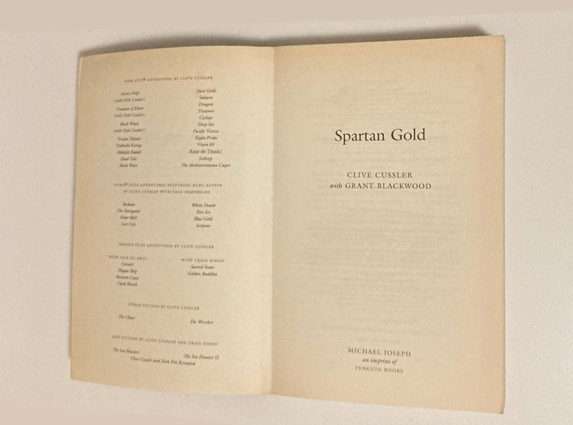 Spartan gold - Clive Cussler (Fargo Adventures #1; First UK edition)