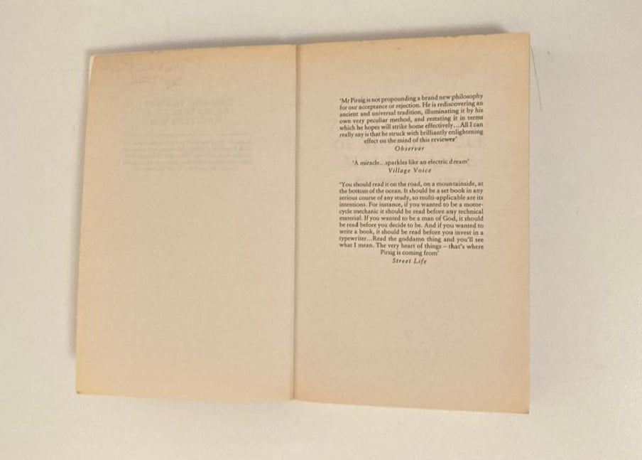 Zen and the art of motorcycle maintenance - Robert M. Pirsig (Phaedrus #1)