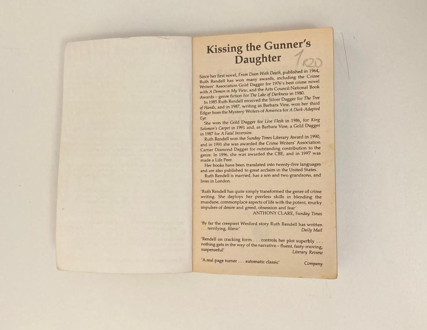 Kissing the gunner's daughter - Ruth Rendell (Inspector Wexford #15)