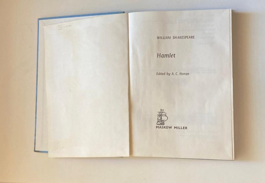 Hamlet - William Shakespeare