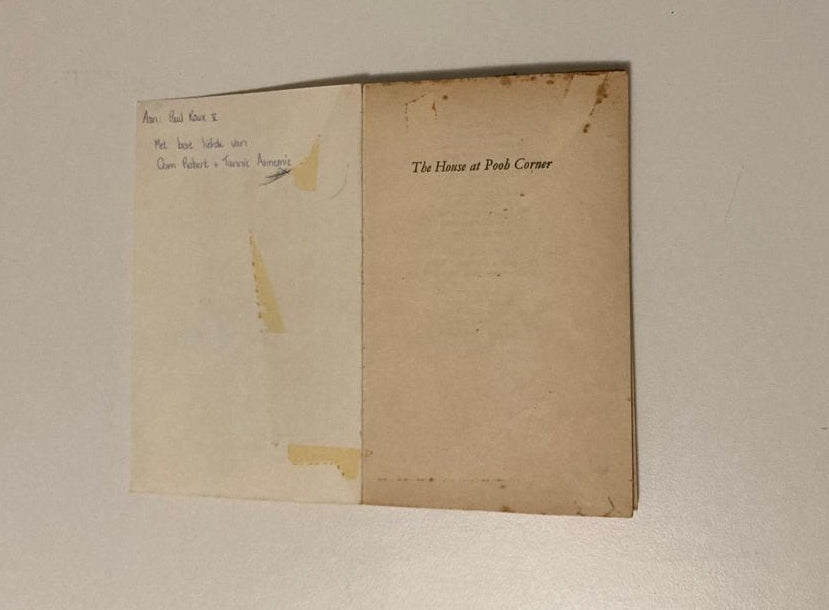 The house at Pooh corner - A.A. Milne (Winnie-the-Pooh #2)