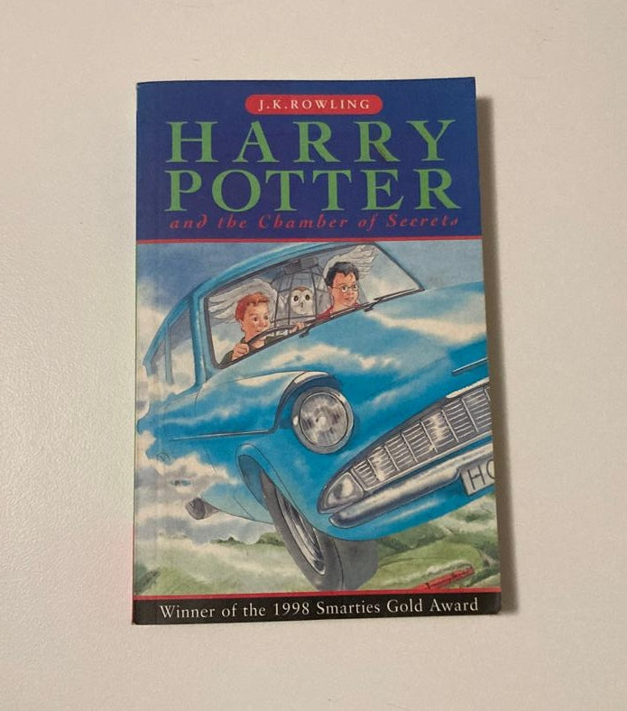 Harry Potter and the chamber of secrets - J.K. Rowling (Harry Potter #2)