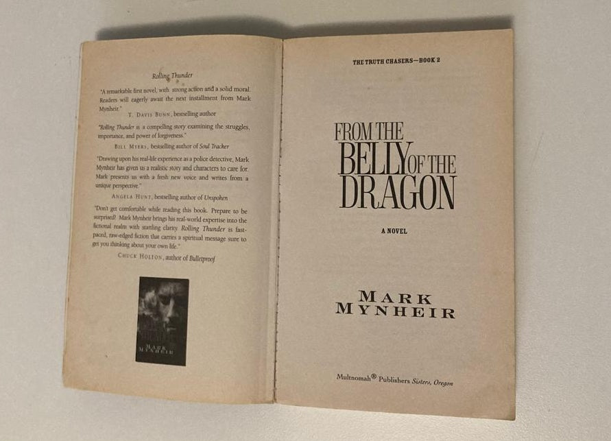 From the belly of the dragon - Mark Mynheir (The Truth Chasers #2)