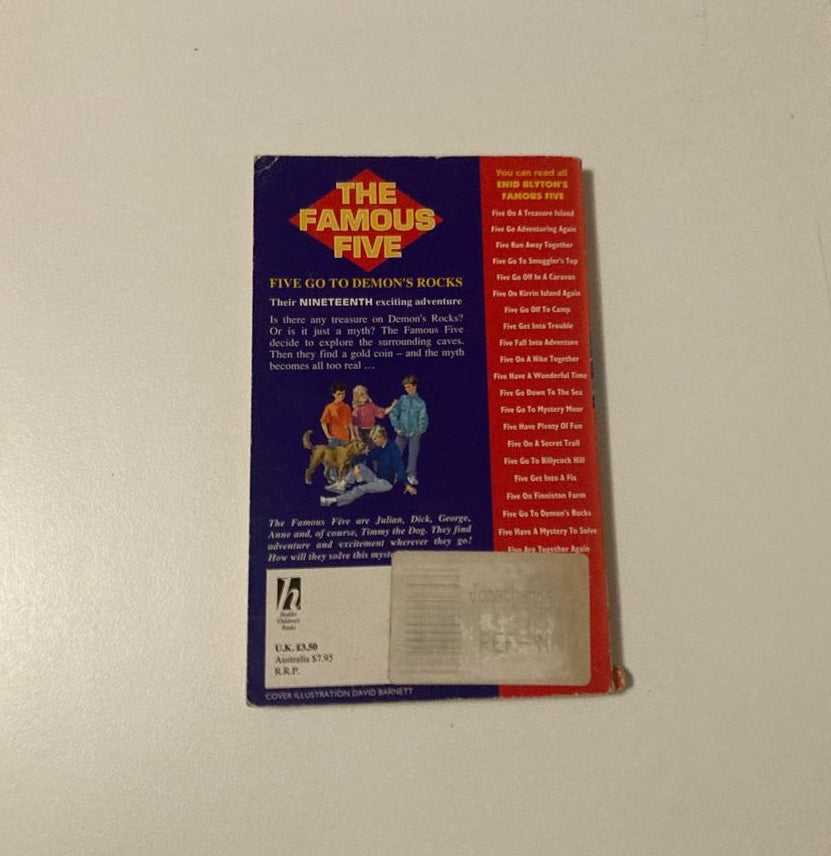 Five go to Demon's Rocks - Enid Blyton (The Famous Five #19)
