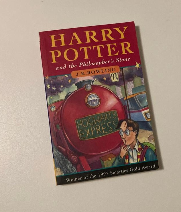 Harry Potter and the philosopher's stone - J.K. Rowling (Harry Potter #1)