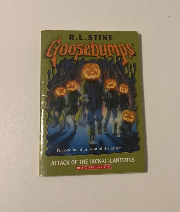 Attack of the Jack-O'-Lanterns - R.L. Stine (Goosebumps #48)