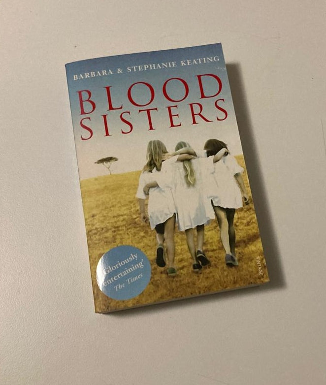Blood sisters - Barbara & Stephanie Keating (The Langani Trilogy #1)