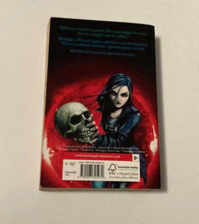 Dark days - Derek Landy (Skulduggery Pleasant #4)