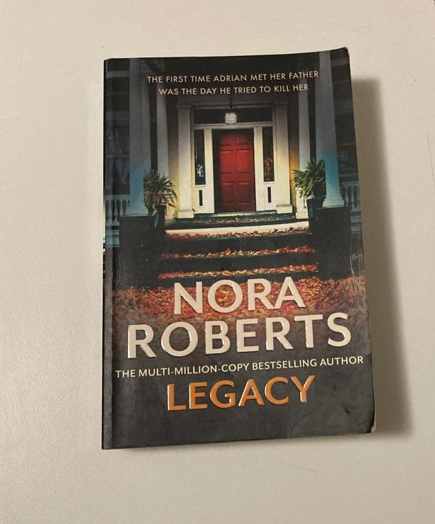 Legacy - Nora Roberts