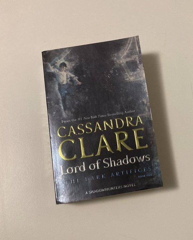 Lord of shadows - Cassandra Clare (The Dark Artifices #2)
