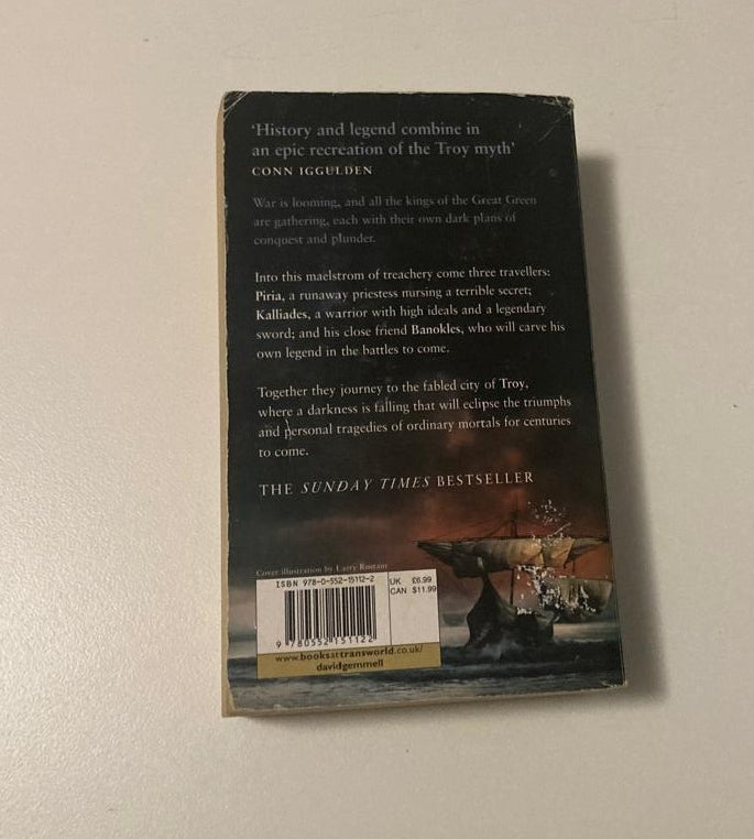 Shield of thunder - David Gemmell (Troy #2)
