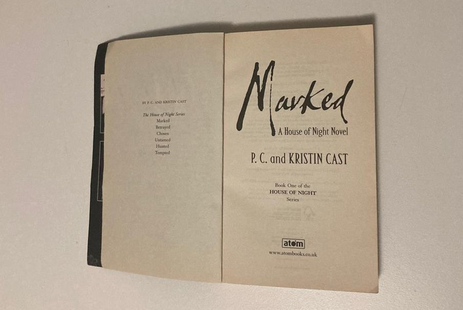 Marked - P.C. and Kristin Cast (House of Night #1)