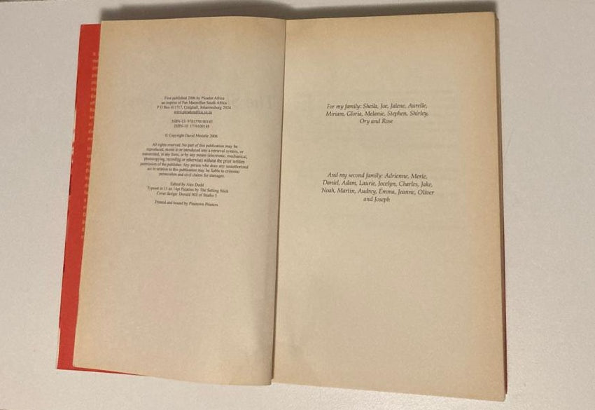 The shadow follows - David Medalie (First edition)