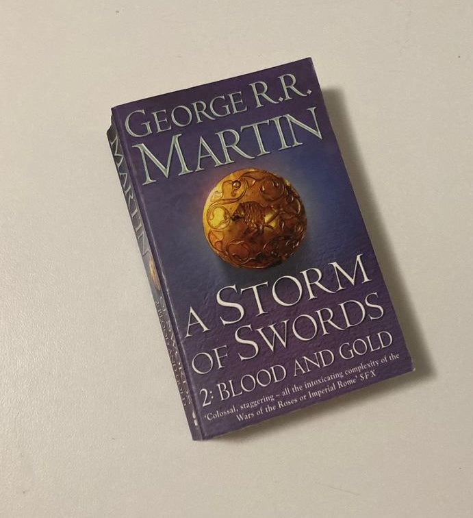 A storm of swords: 2. Blood and gold - George R.R. Martin (A Song of Ice and Fire #3, part 2)