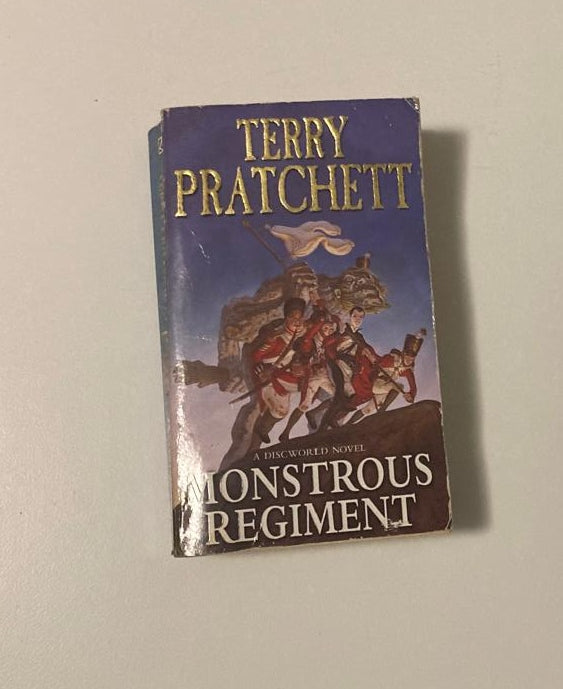Monstrous regiment - Terry Pratchett (Discworld #31)