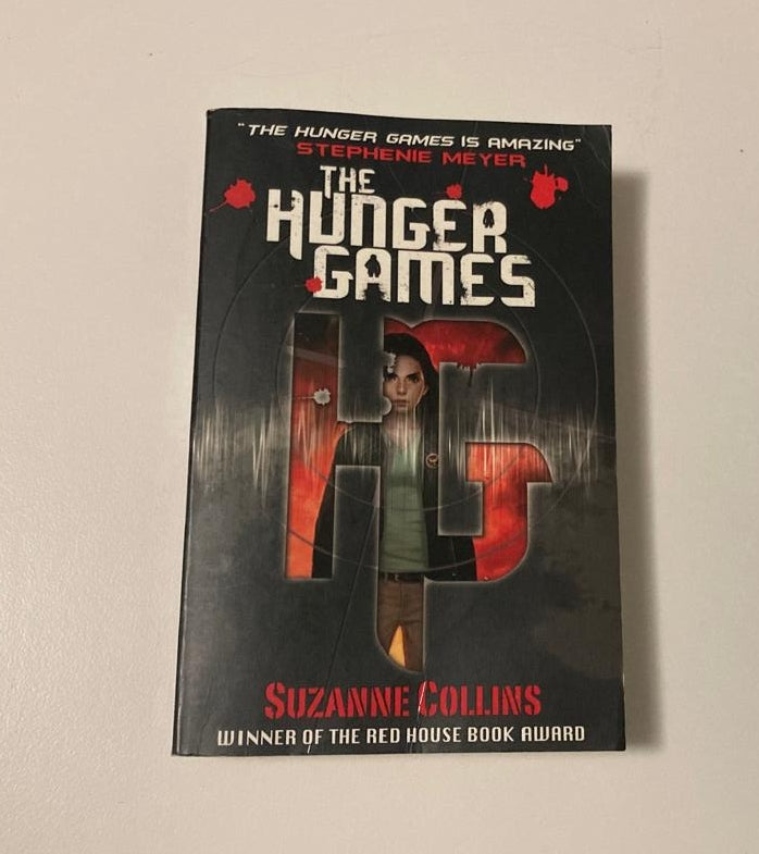 The hunger games - Suzanne Collins (The Hunger Games #1)