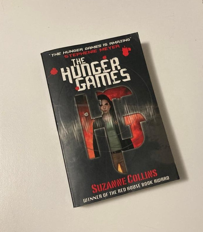 The hunger games - Suzanne Collins (The Hunger Games #1)