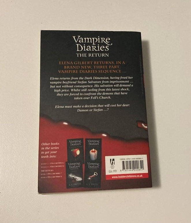Midnight - L.J. Smith (The Vampire Diaries: The return #7)