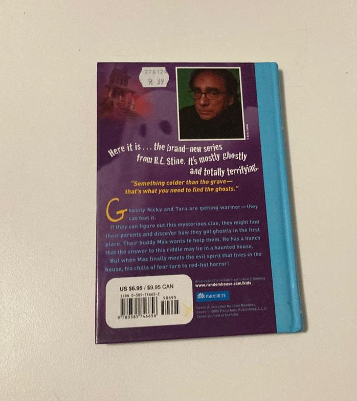 Mostly ghostly: One night in doom house - R.L. Stine (Mostly Ghostly #3)